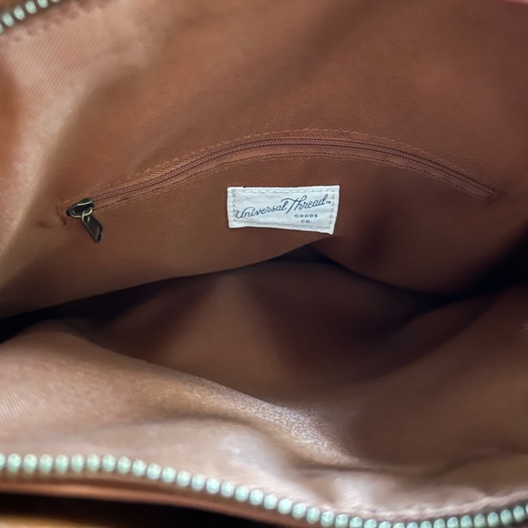 (SOLD! NO LONGER AVAILABLE) Universal Thread Goods Co Dome Purse - Picture 7 of 7